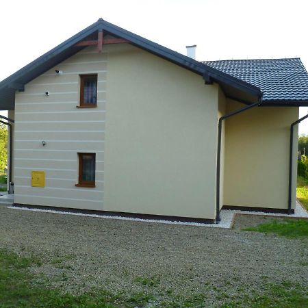 Klimatyczny Domek - Apartamenty & Noclegi Slawecin Экстерьер фото