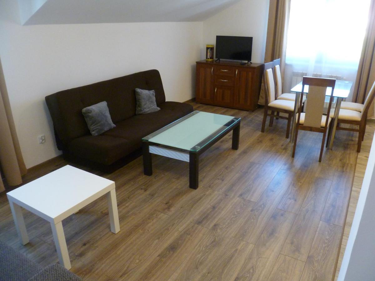 Klimatyczny Domek - Apartamenty & Noclegi Slawecin Экстерьер фото
