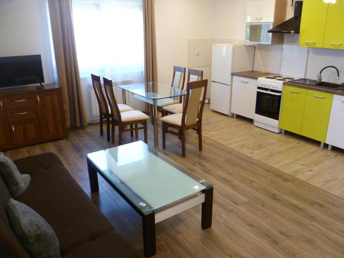 Klimatyczny Domek - Apartamenty & Noclegi Slawecin Экстерьер фото