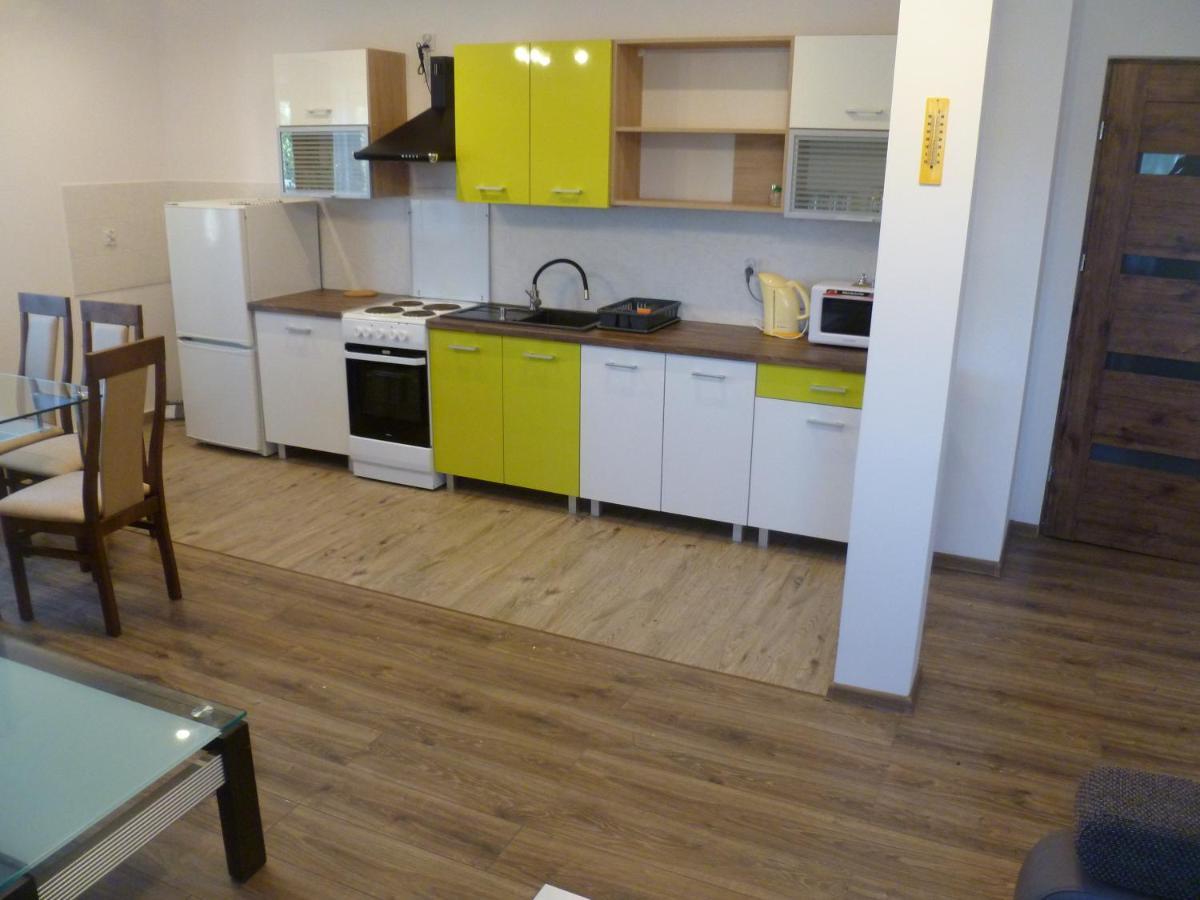 Klimatyczny Domek - Apartamenty & Noclegi Slawecin Экстерьер фото