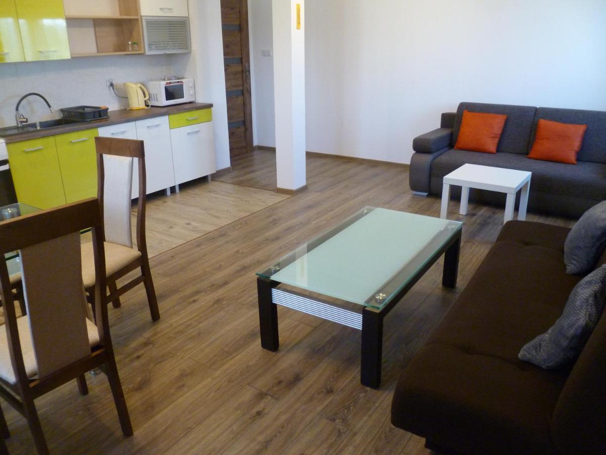 Klimatyczny Domek - Apartamenty & Noclegi Slawecin Экстерьер фото