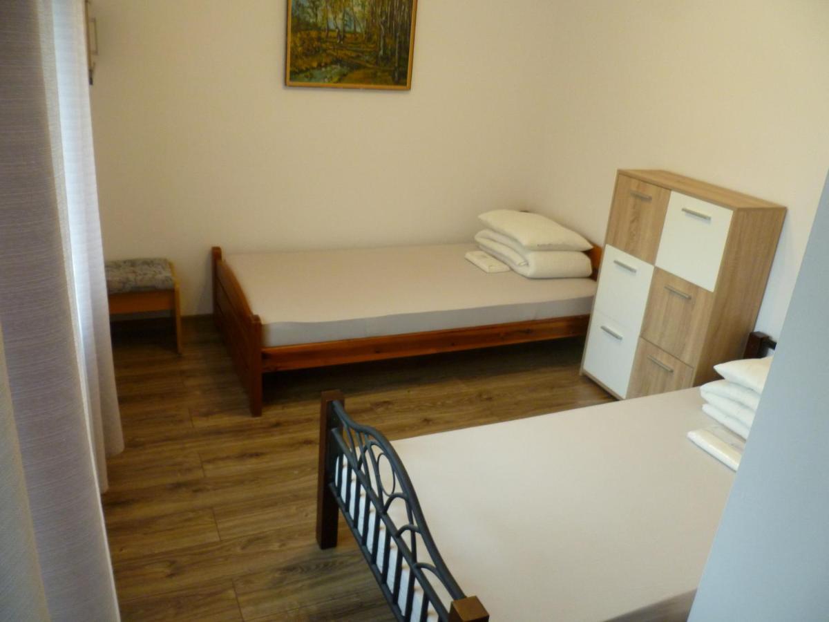 Klimatyczny Domek - Apartamenty & Noclegi Slawecin Экстерьер фото