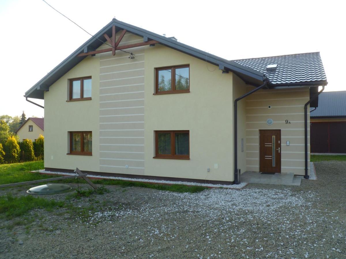 Klimatyczny Domek - Apartamenty & Noclegi Slawecin Экстерьер фото
