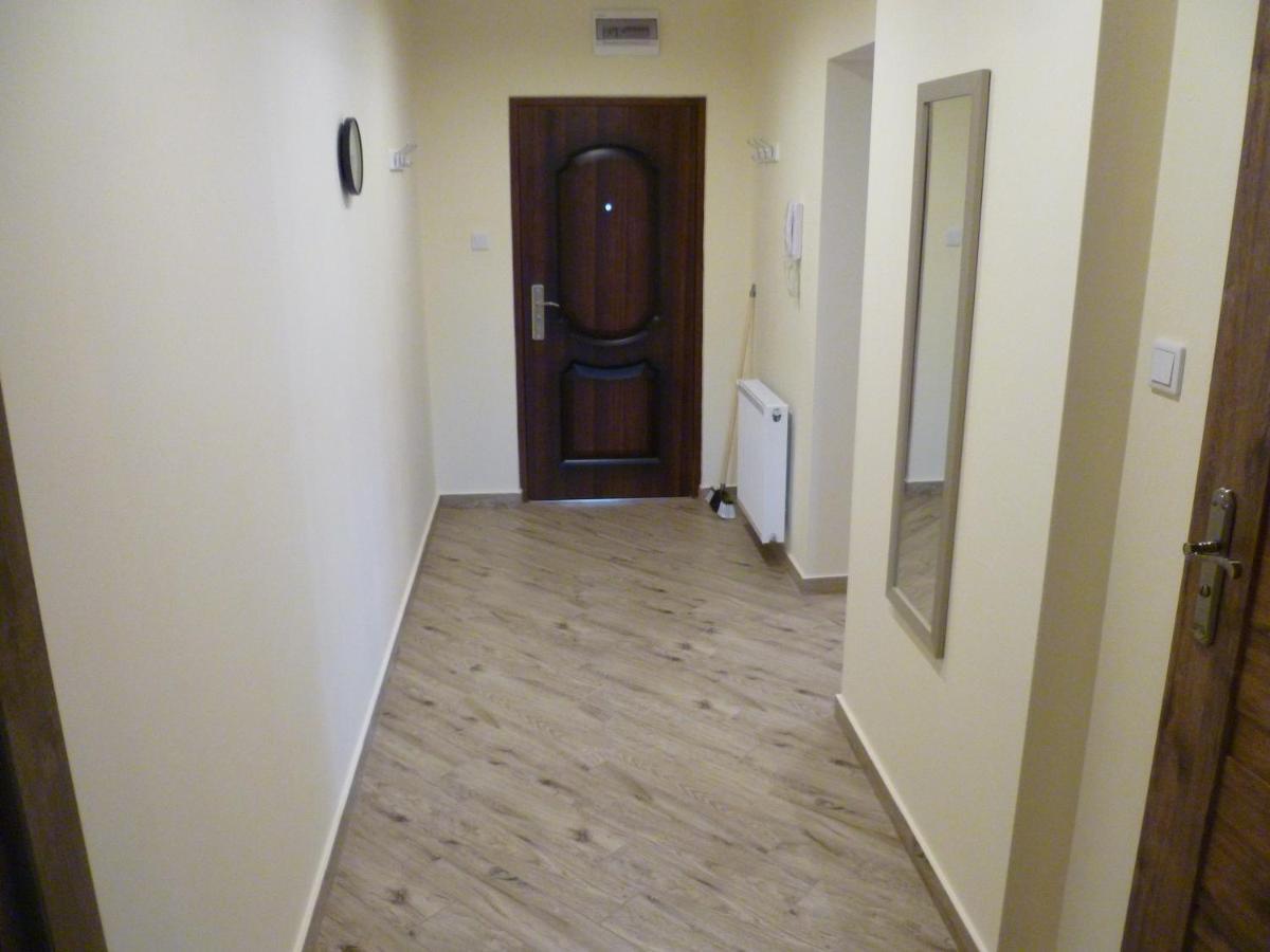 Klimatyczny Domek - Apartamenty & Noclegi Slawecin Экстерьер фото