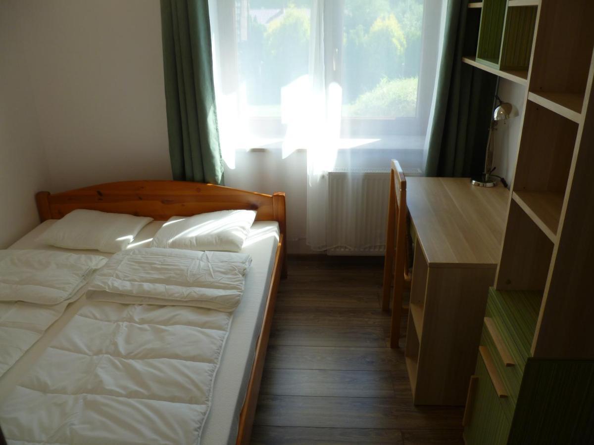 Klimatyczny Domek - Apartamenty & Noclegi Slawecin Экстерьер фото