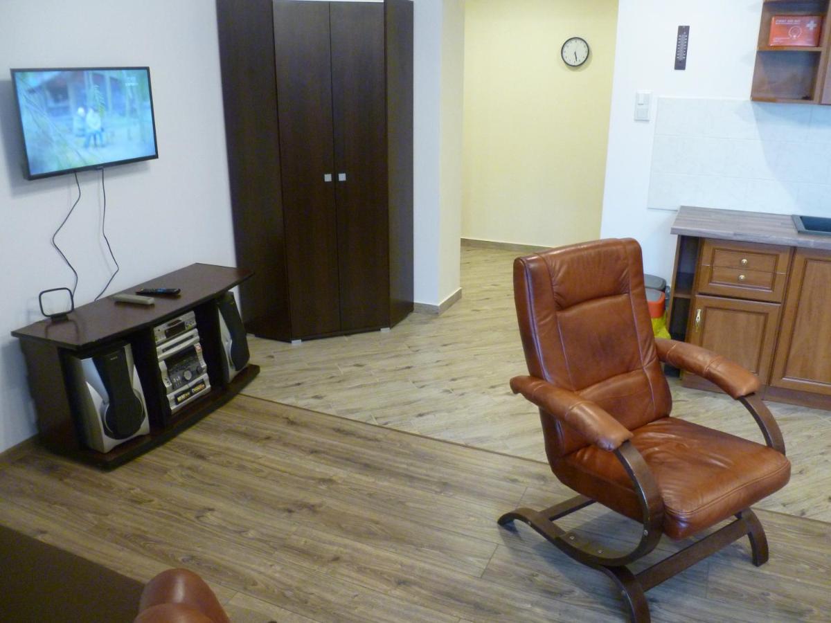 Klimatyczny Domek - Apartamenty & Noclegi Slawecin Экстерьер фото